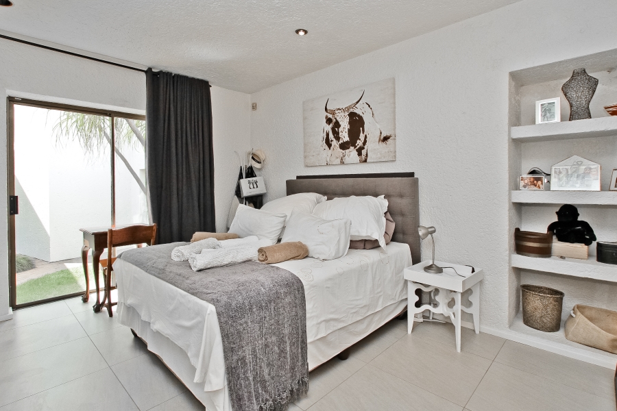 1 Bedroom Property for Sale in Atholl Gauteng