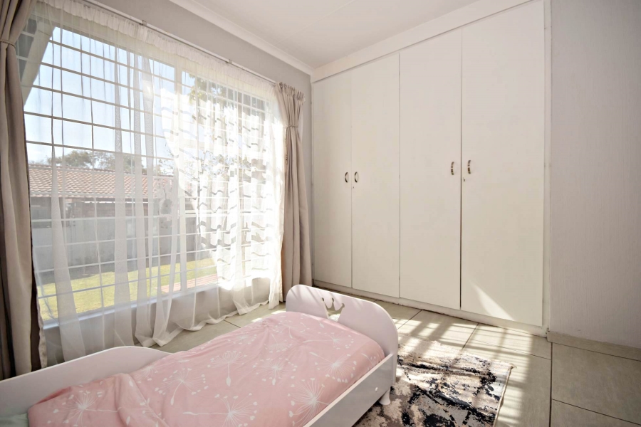3 Bedroom Property for Sale in Bromhof Gauteng