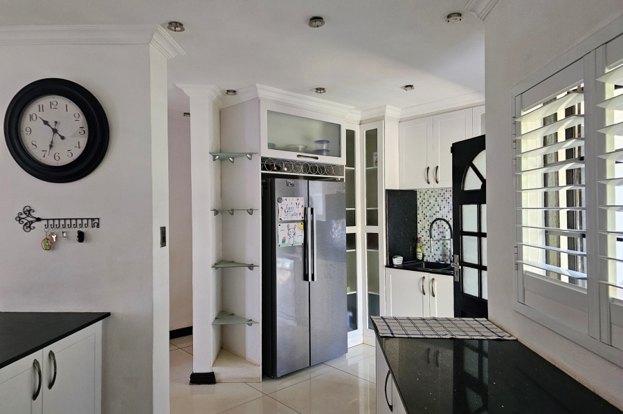 3 Bedroom Property for Sale in Eldoraigne Gauteng