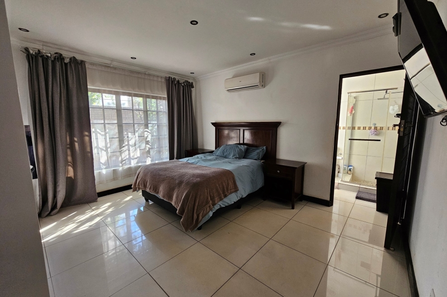 3 Bedroom Property for Sale in Eldoraigne Gauteng
