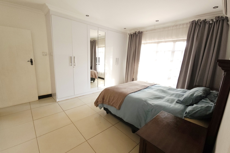 3 Bedroom Property for Sale in Eldoraigne Gauteng