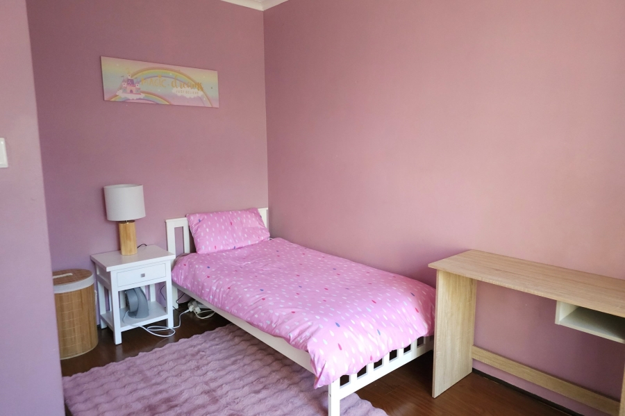 3 Bedroom Property for Sale in Eldoraigne Gauteng