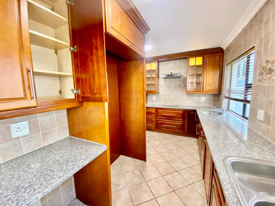 To Let 4 Bedroom Property for Rent in Morningside Gauteng