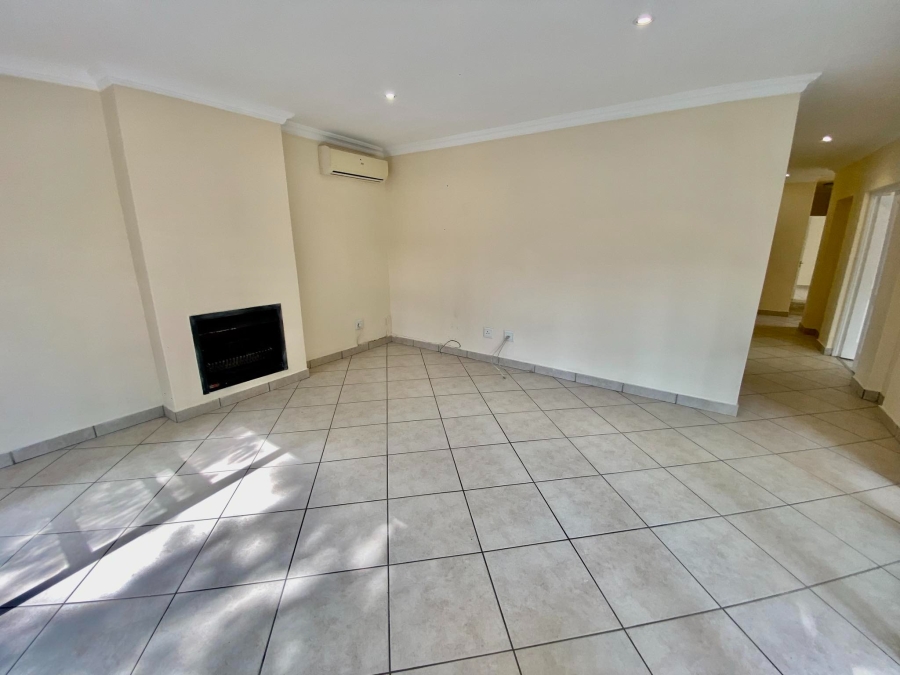 To Let 4 Bedroom Property for Rent in Morningside Gauteng
