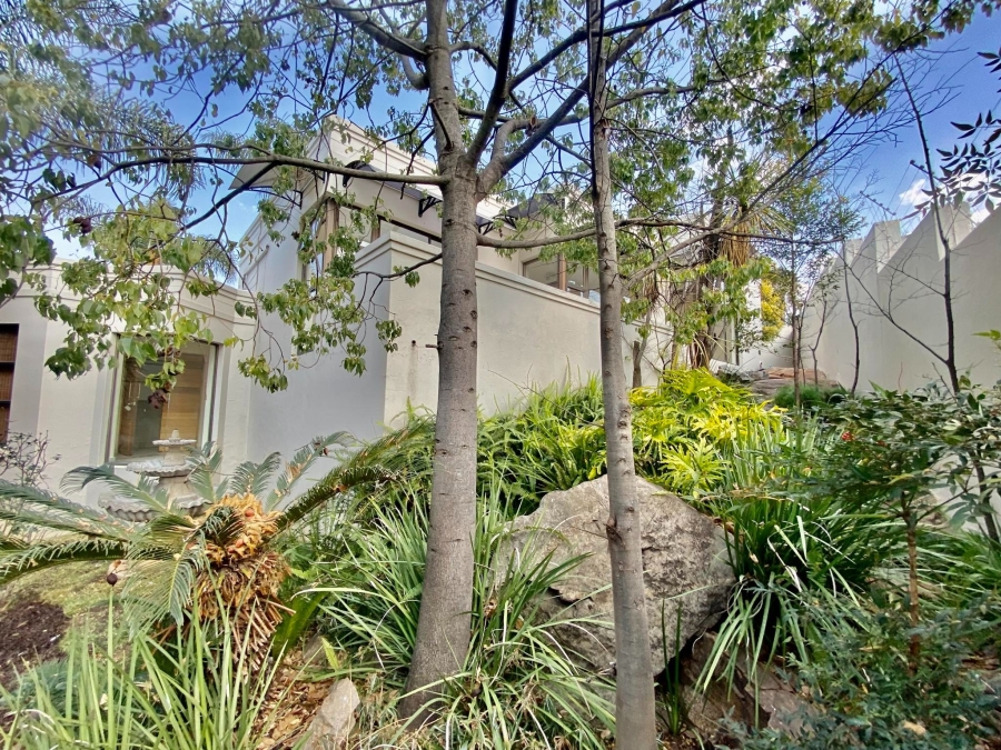 To Let 4 Bedroom Property for Rent in Morningside Gauteng