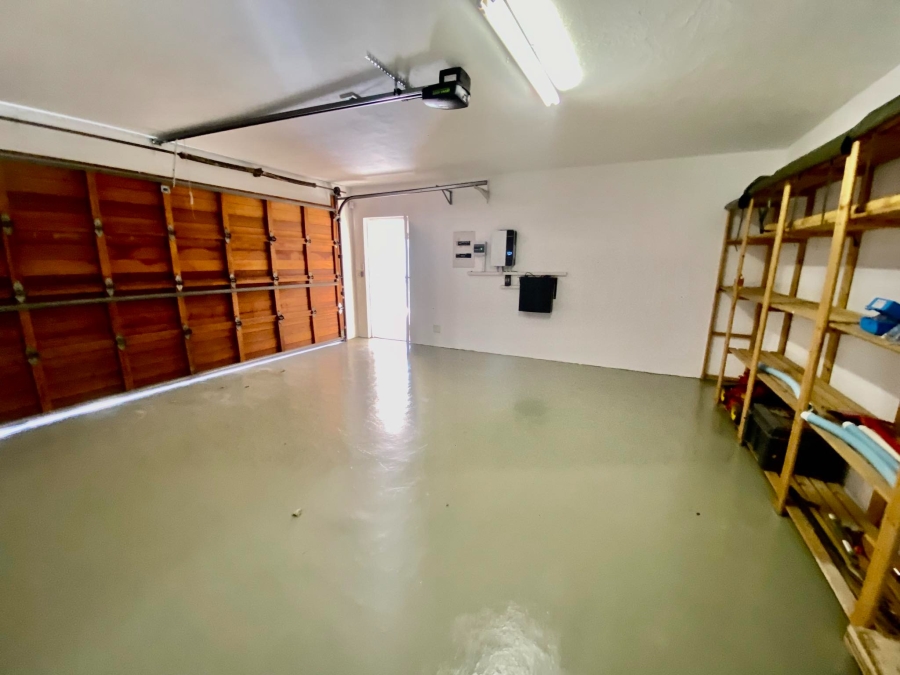 To Let 4 Bedroom Property for Rent in Morningside Gauteng