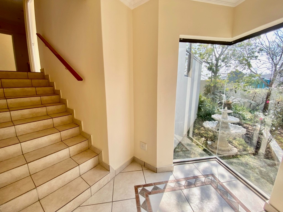 To Let 4 Bedroom Property for Rent in Morningside Gauteng