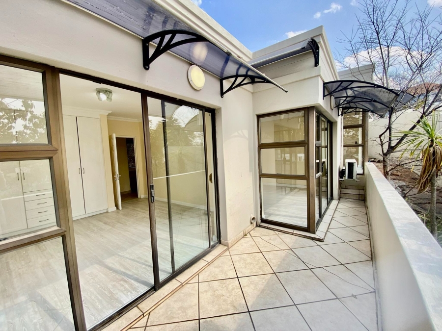 To Let 4 Bedroom Property for Rent in Morningside Gauteng