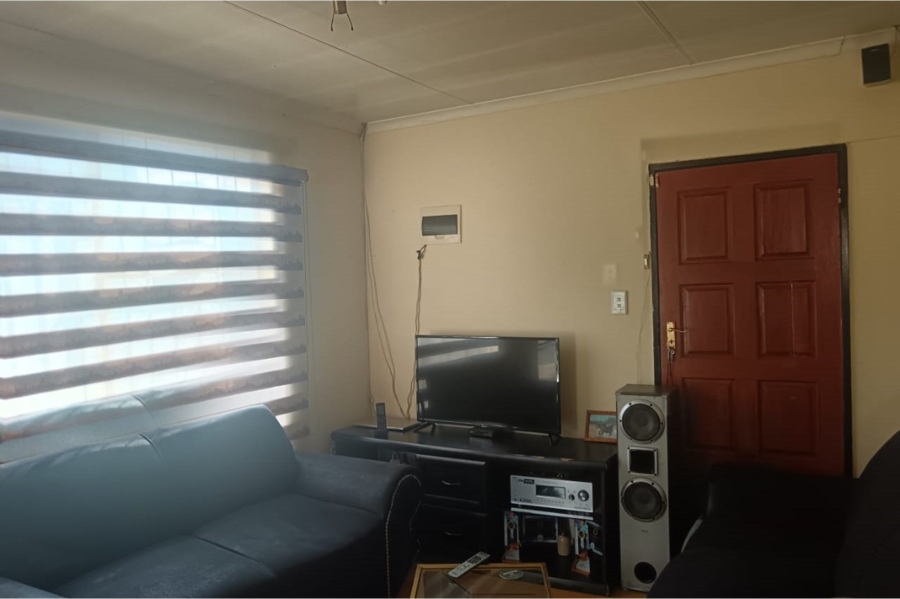 2 Bedroom Property for Sale in Cosmo City Gauteng