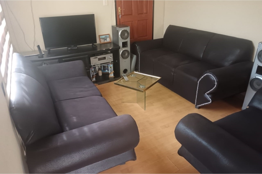 2 Bedroom Property for Sale in Cosmo City Gauteng