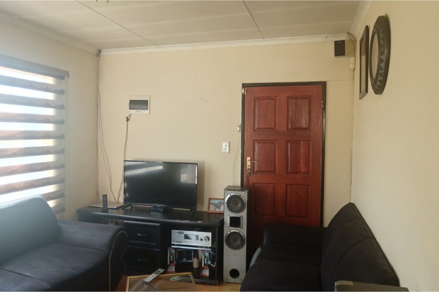 2 Bedroom Property for Sale in Cosmo City Gauteng