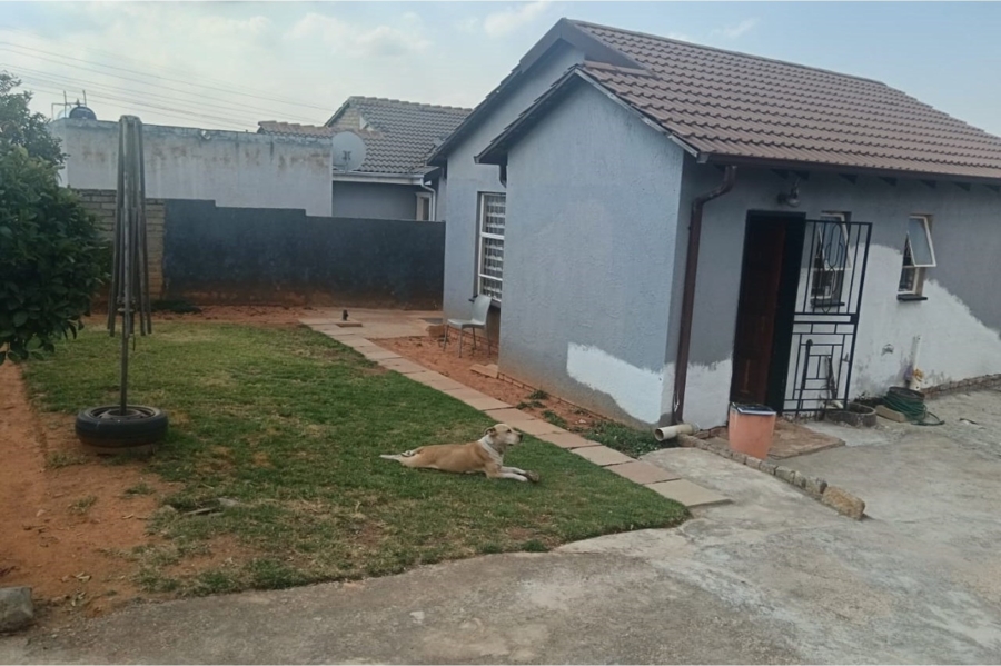 2 Bedroom Property for Sale in Cosmo City Gauteng