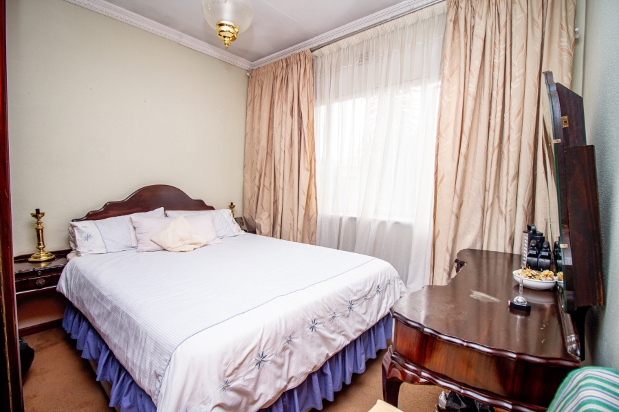 4 Bedroom Property for Sale in Moroka Gauteng