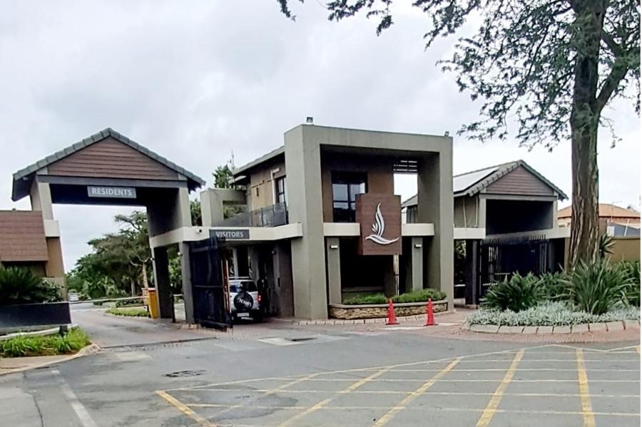 2 Bedroom Property for Sale in Parkhaven Gauteng