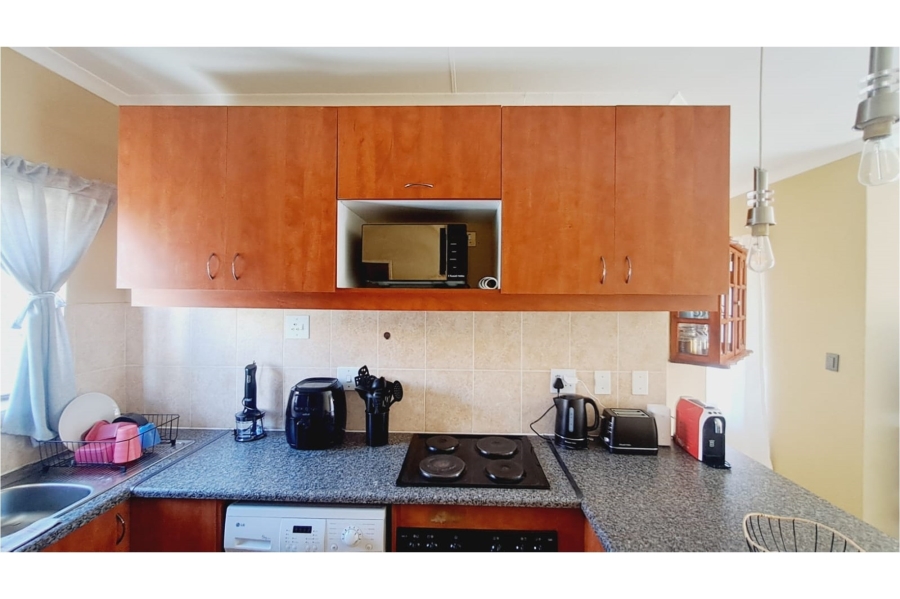 2 Bedroom Property for Sale in Parkhaven Gauteng