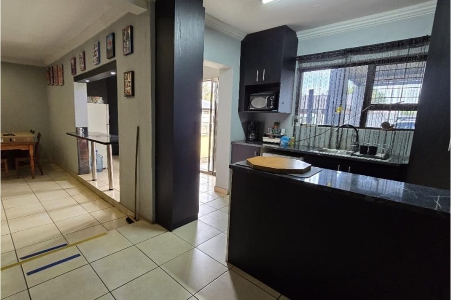 3 Bedroom Property for Sale in Rothdene Gauteng
