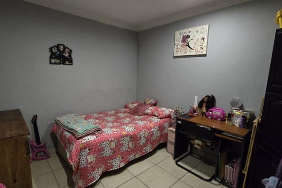 3 Bedroom Property for Sale in Rothdene Gauteng