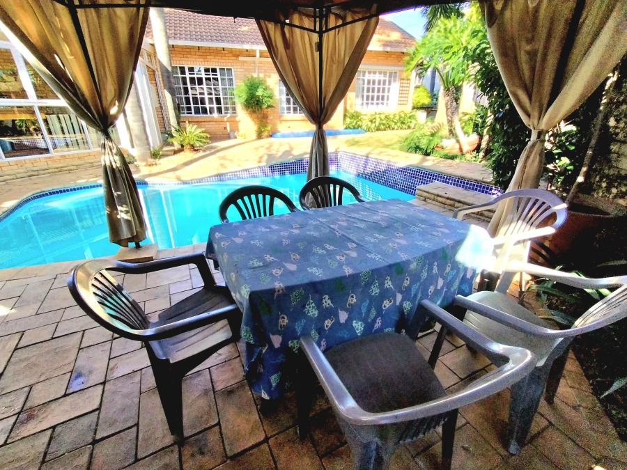 4 Bedroom Property for Sale in Hennopspark Gauteng