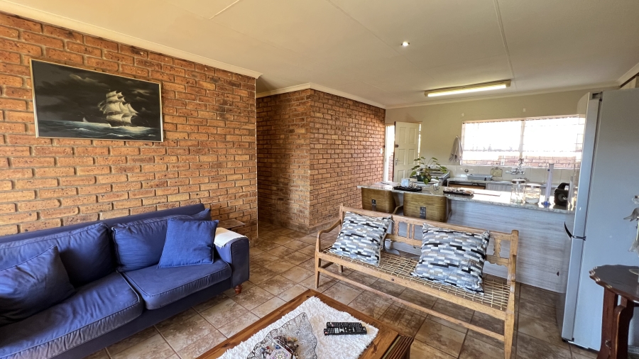 3 Bedroom Property for Sale in Rangeview Gauteng
