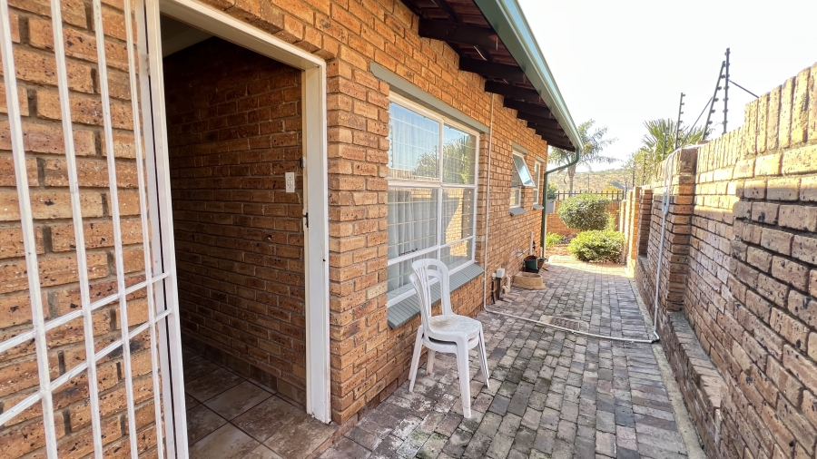 3 Bedroom Property for Sale in Rangeview Gauteng