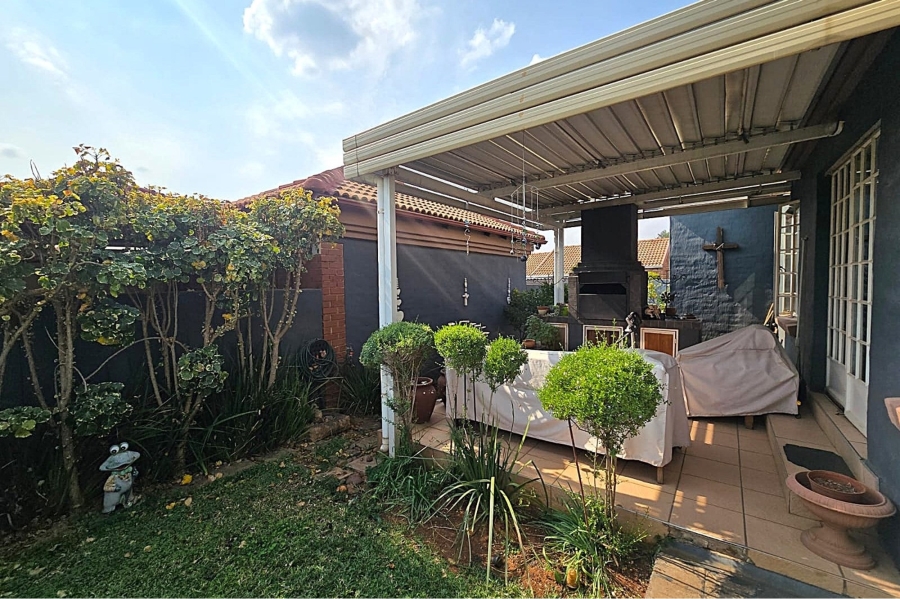 3 Bedroom Property for Sale in Montana Park Gauteng