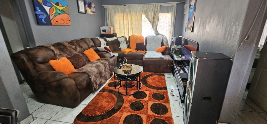 2 Bedroom Property for Sale in Brakpan Central Gauteng