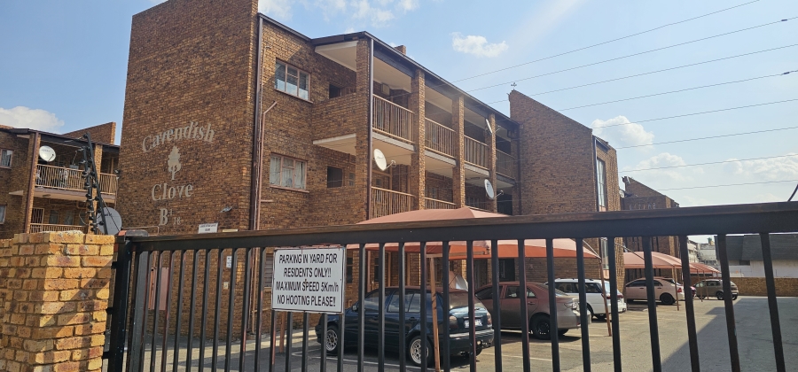2 Bedroom Property for Sale in Brakpan Central Gauteng