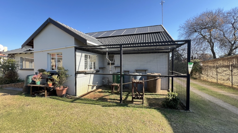 3 Bedroom Property for Sale in Monument Gauteng