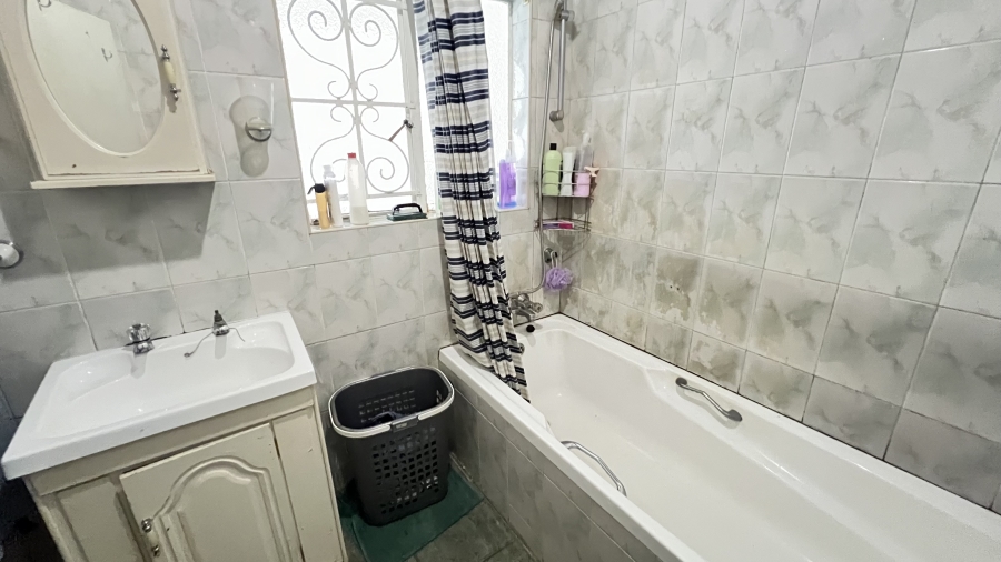 3 Bedroom Property for Sale in Monument Gauteng