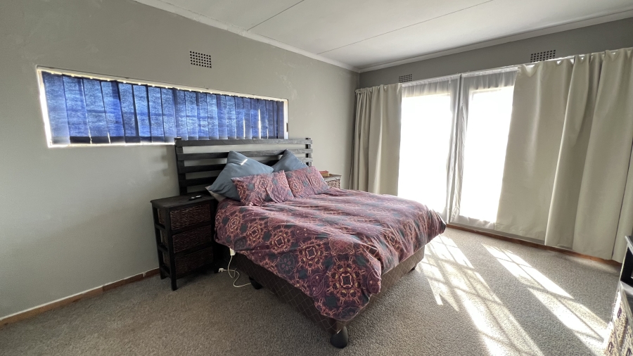 4 Bedroom Property for Sale in Randfontein South Gauteng