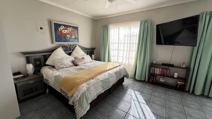 4 Bedroom Property for Sale in Randfontein South Gauteng