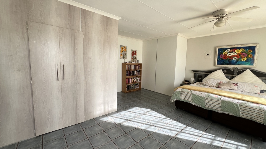 4 Bedroom Property for Sale in Randfontein South Gauteng