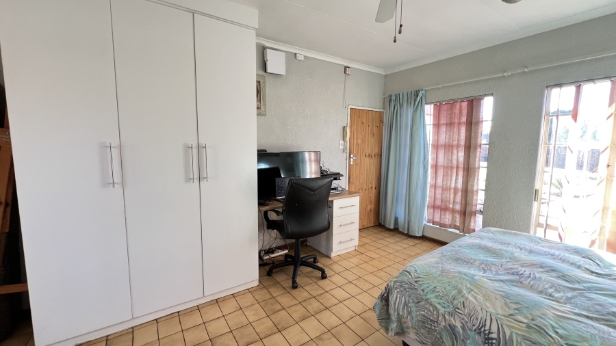 4 Bedroom Property for Sale in Randfontein South Gauteng