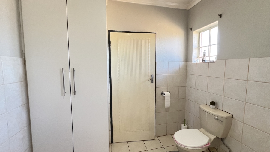 4 Bedroom Property for Sale in Randfontein South Gauteng