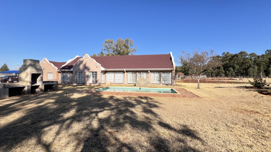 4 Bedroom Property for Sale in Randfontein South Gauteng