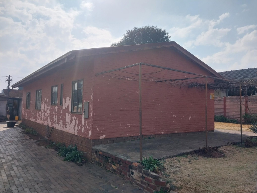 4 Bedroom Property for Sale in Sophiatown Gauteng