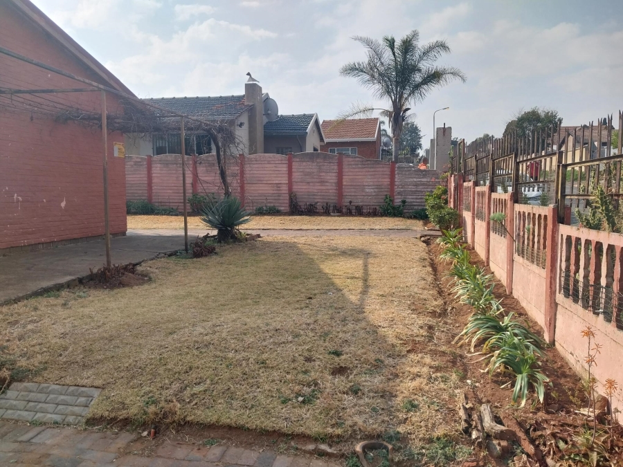 4 Bedroom Property for Sale in Sophiatown Gauteng