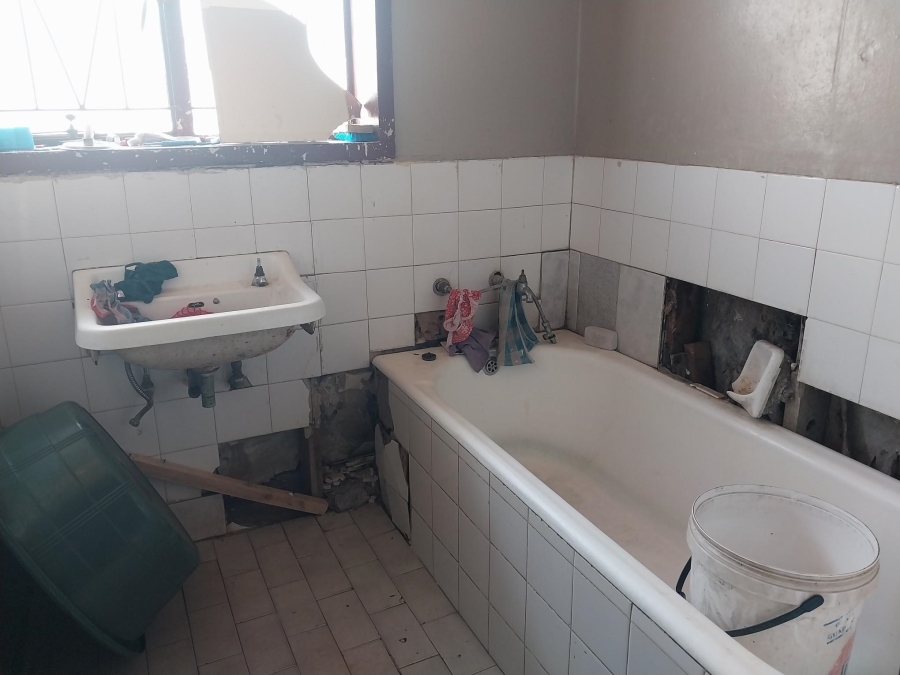 4 Bedroom Property for Sale in Sophiatown Gauteng