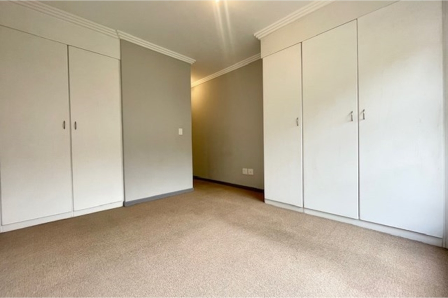 To Let 2 Bedroom Property for Rent in Sandown Gauteng