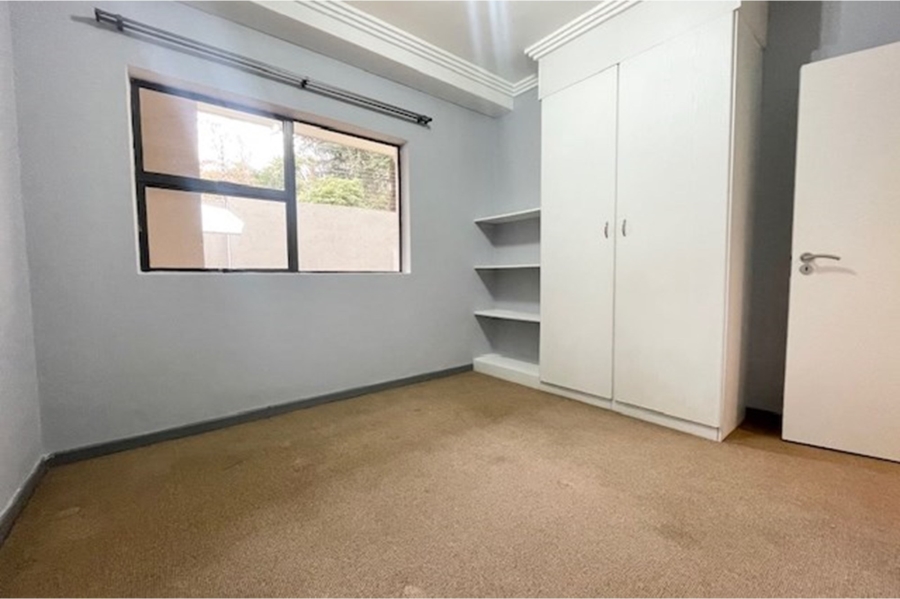 To Let 2 Bedroom Property for Rent in Sandown Gauteng