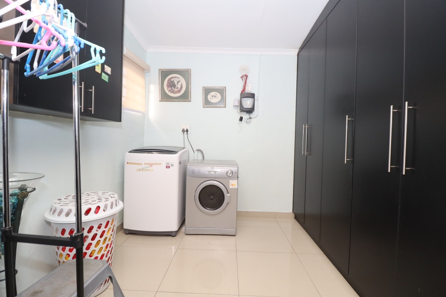 To Let 4 Bedroom Property for Rent in Horison Park Gauteng