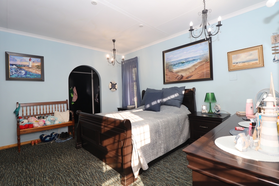 To Let 4 Bedroom Property for Rent in Horison Park Gauteng