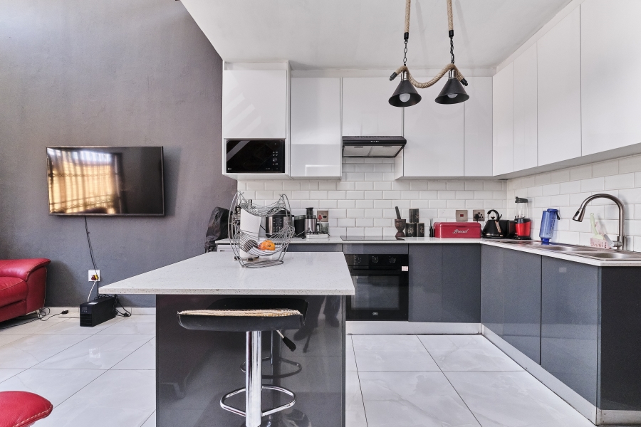 2 Bedroom Property for Sale in Honeypark Gauteng