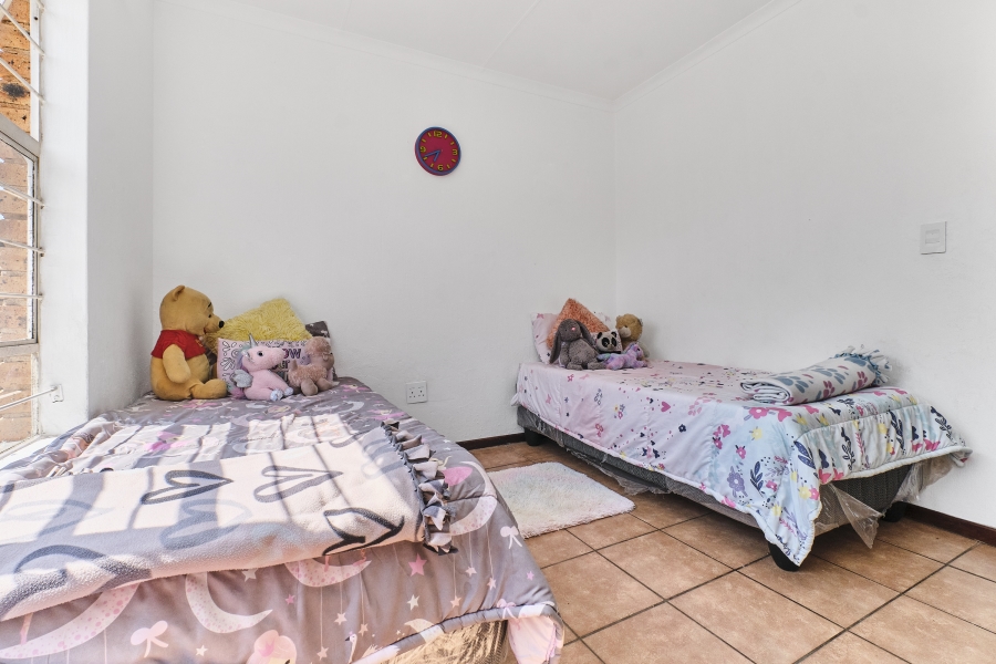 2 Bedroom Property for Sale in Honeypark Gauteng