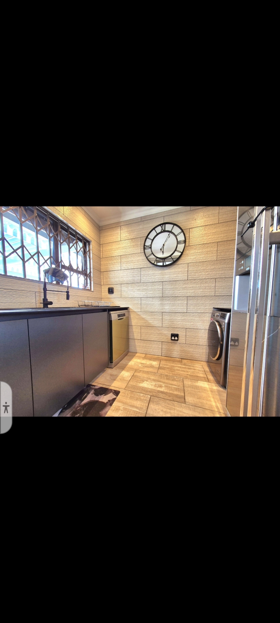 4 Bedroom Property for Sale in Sunair Park Gauteng