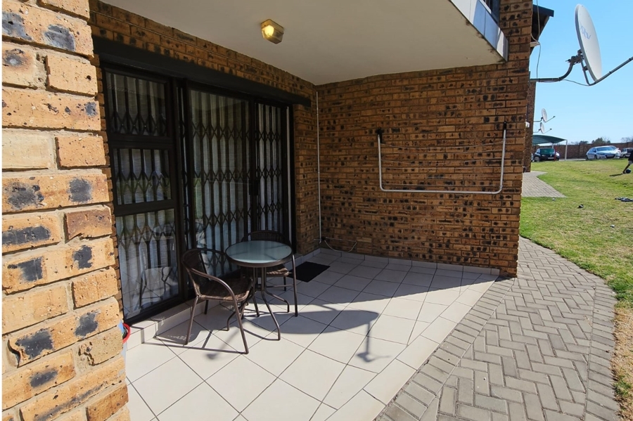 2 Bedroom Property for Sale in Witfield Gauteng