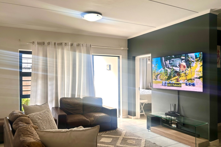 3 Bedroom Property for Sale in Crowthorne AH Gauteng