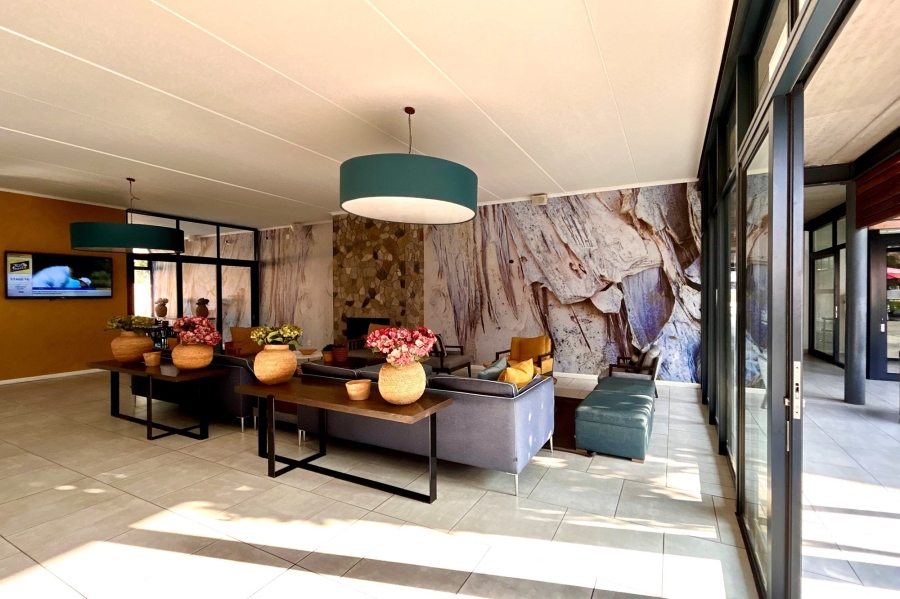 3 Bedroom Property for Sale in Crowthorne AH Gauteng