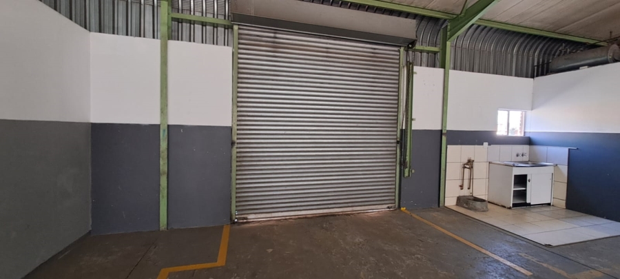To Let commercial Property for Rent in Duncanville Gauteng