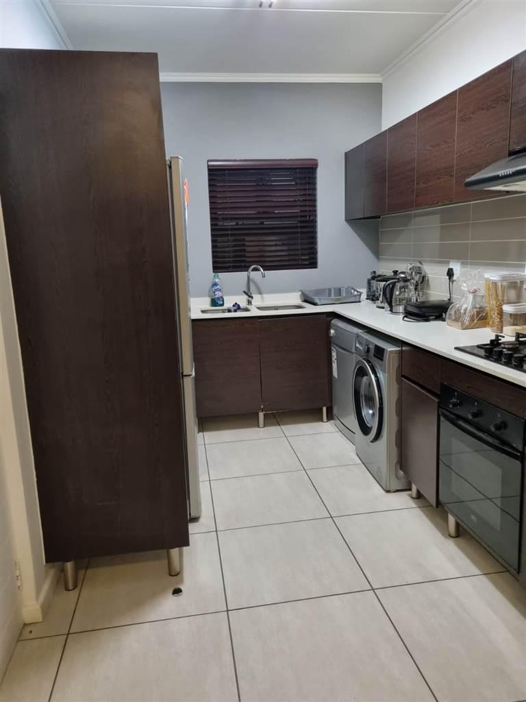 To Let 2 Bedroom Property for Rent in Greenstone Hill Gauteng
